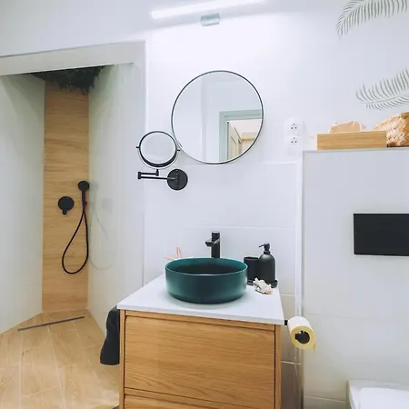 Tropical Chill * Budapest